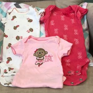 Three pack of bodysuits